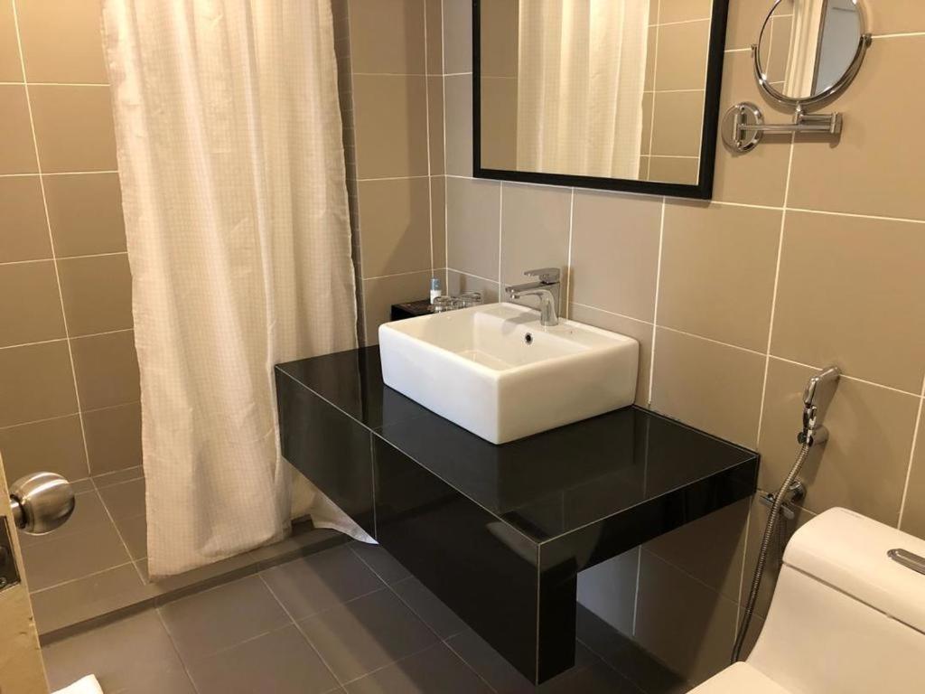 איפוה Rpgc Garden Hotel מראה חיצוני תמונה